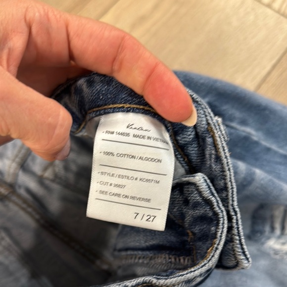 Kancan Ruby High Rise Distressed Boyfriend Jeans - Picture 10 of 16